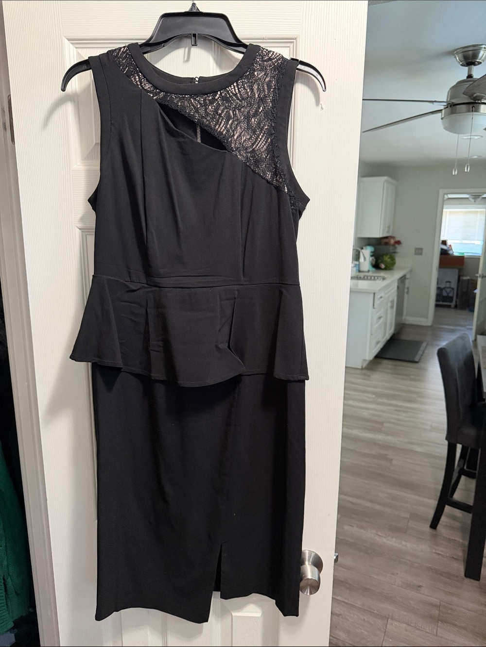 Women's Black Peplum Lace Midi Dress